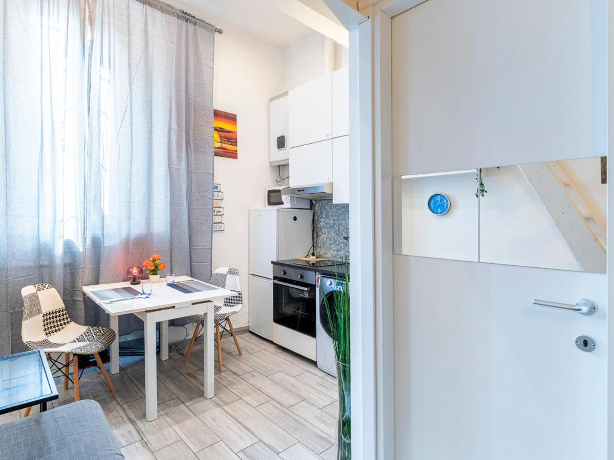 Desana Studio Apartment Turin